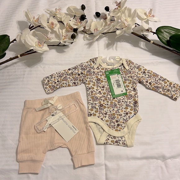 Newborn Bundles clothing’s - Picture 3 of 6